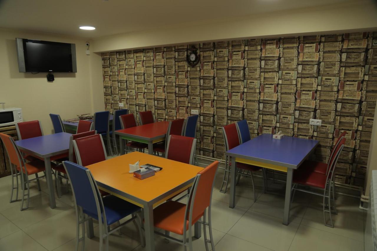 5X5 Hotel Erevan Esterno foto