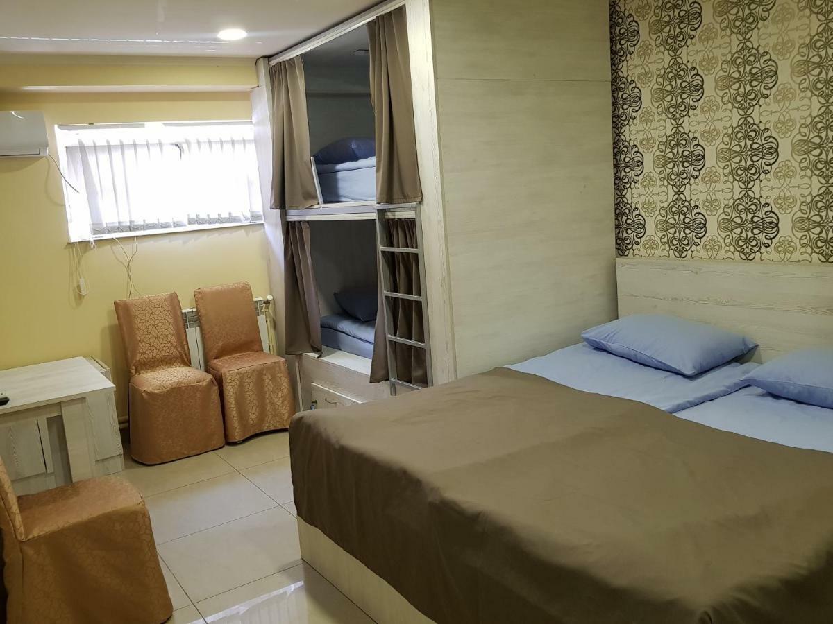 5X5 Hotel Erevan Esterno foto