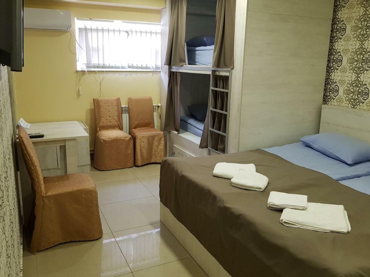 5X5 Hotel Erevan Esterno foto